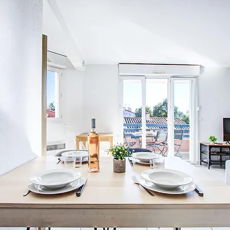 Malibu Village By Interhome * Canet-en-Roussillon