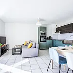 Malibu Village By Interhome Appartement Canet-en-Roussillon